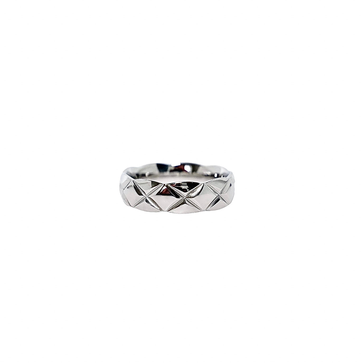 “Fall in Line” Ring